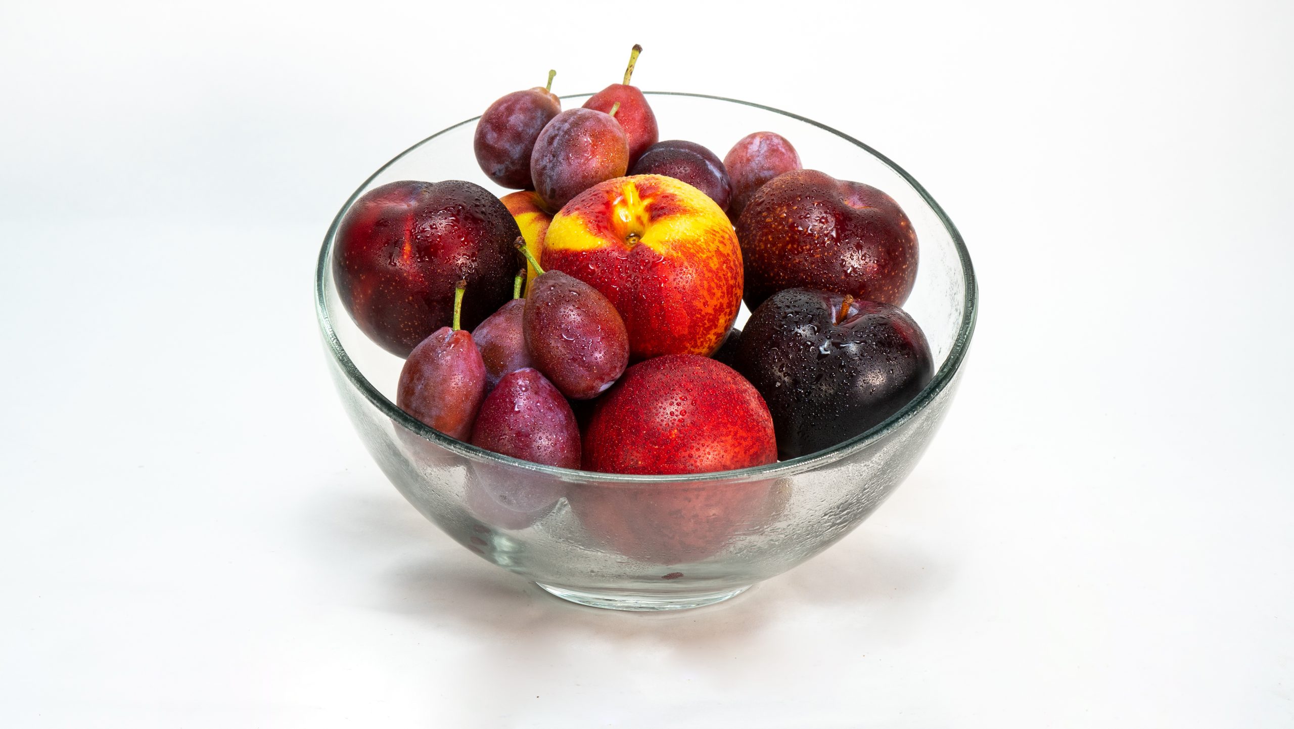 bowl carozos nectarines ciruelas europea japonesa duraznos