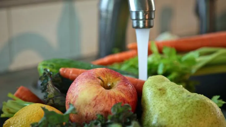Elimina-los-pesticidas-de-las-frutas-y-verduras
