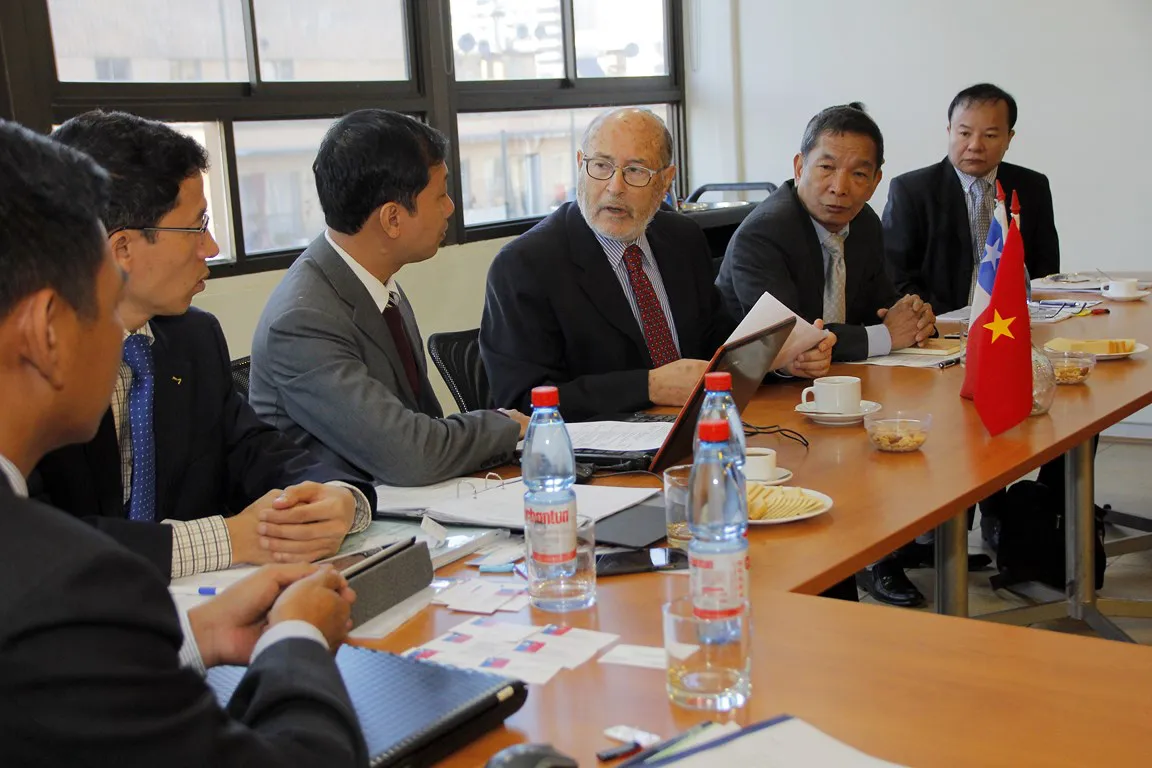 comision-vietnam3